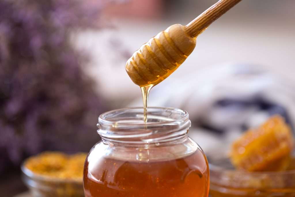 Does Eating Local Honey Help Control Pollen Symptoms?