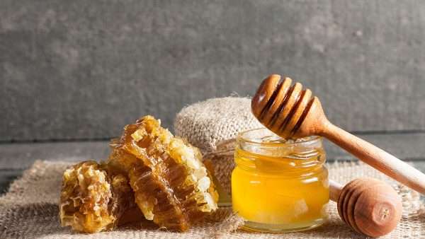 Does Local Honey Actually Relieve Allergy Symptoms?