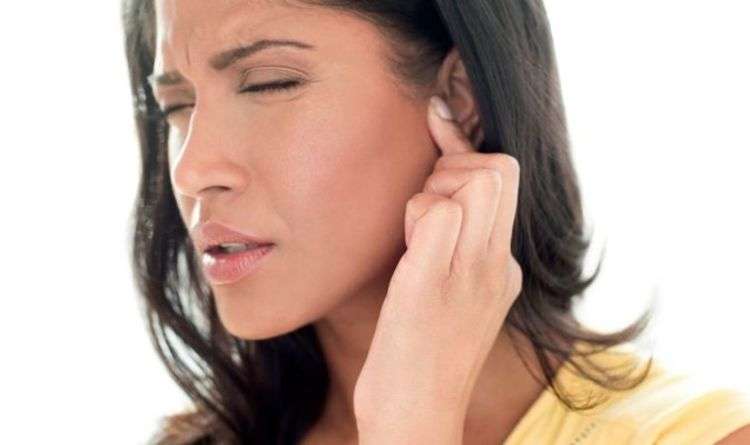 Hay fever symptoms: The sign in your ears that could ...