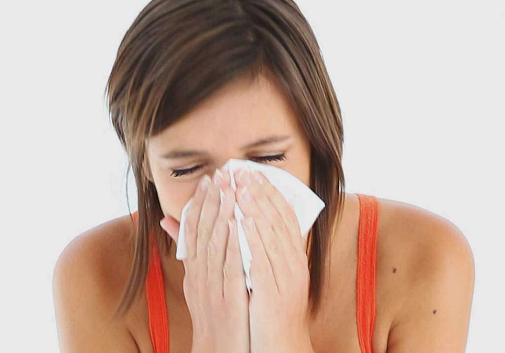 How to Tell the Difference Between a Cold and Allergies ...